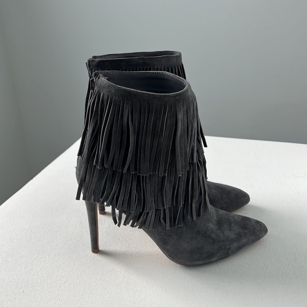 Steve Madden fringe suede bootie pump